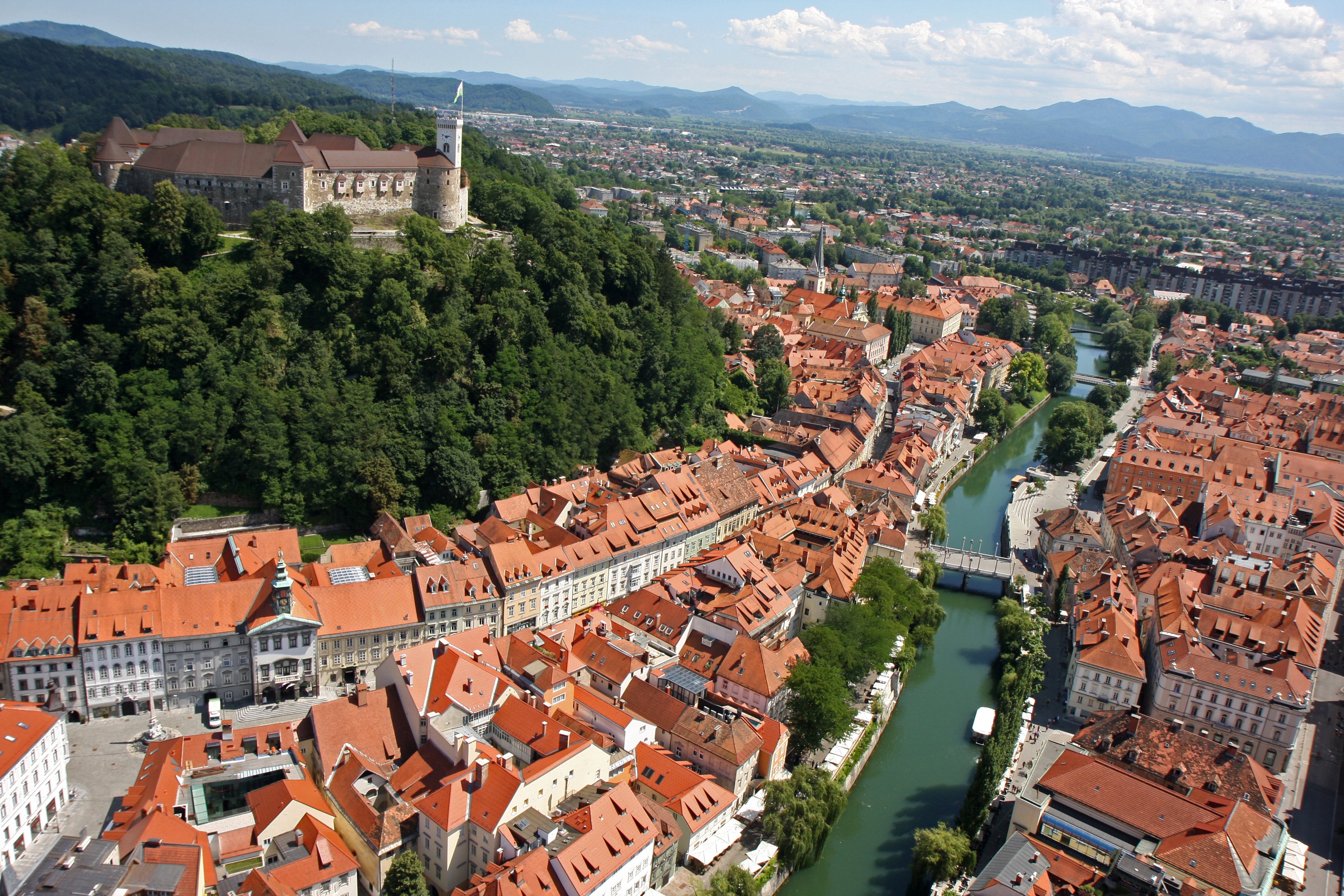 Slovenia OvationOvation Slovenia OvationOvation